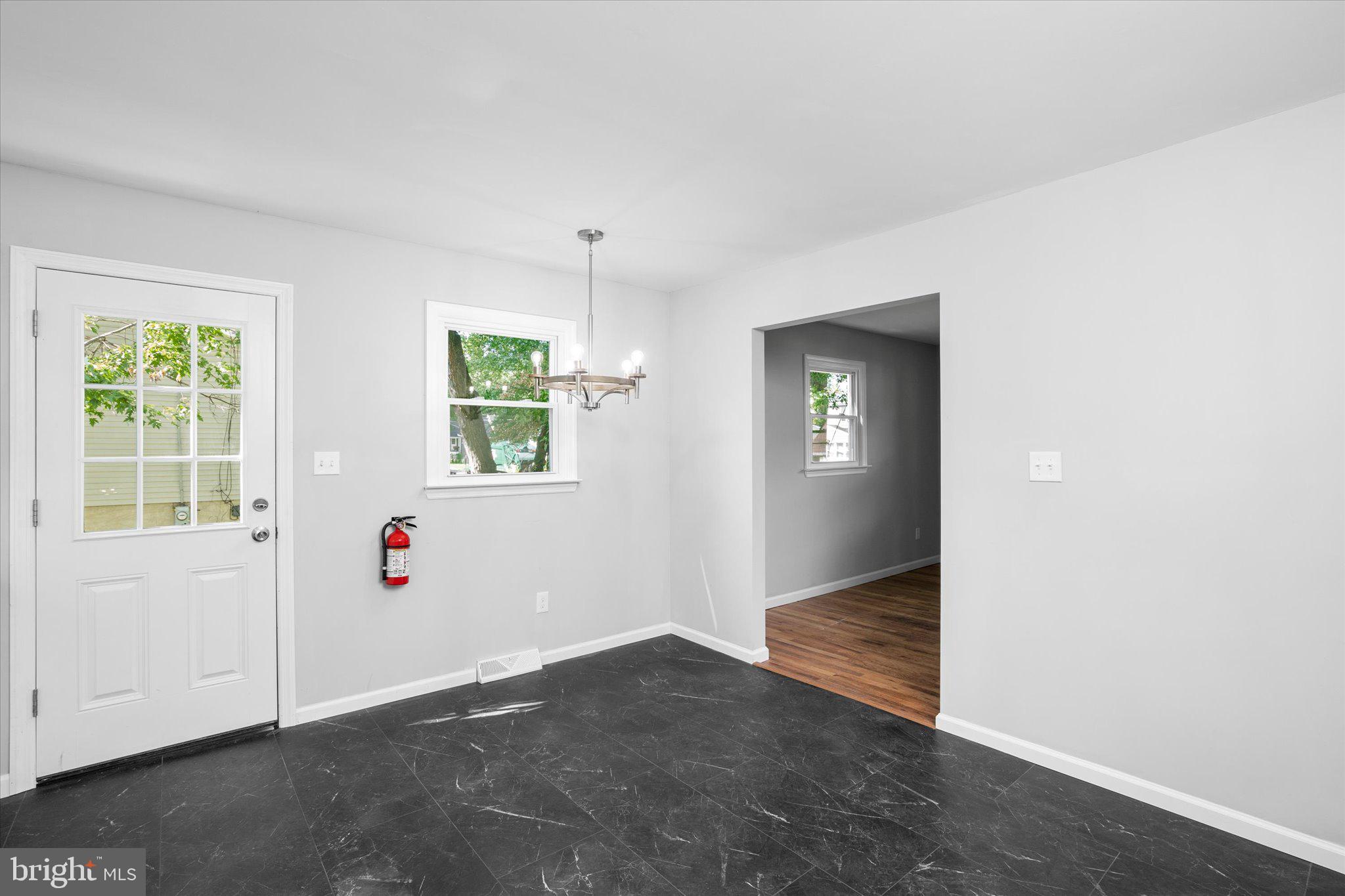 49 Rosedale Avenue Ewing, NJ 08638 - Photo 8 of 26 Gallery Image 8