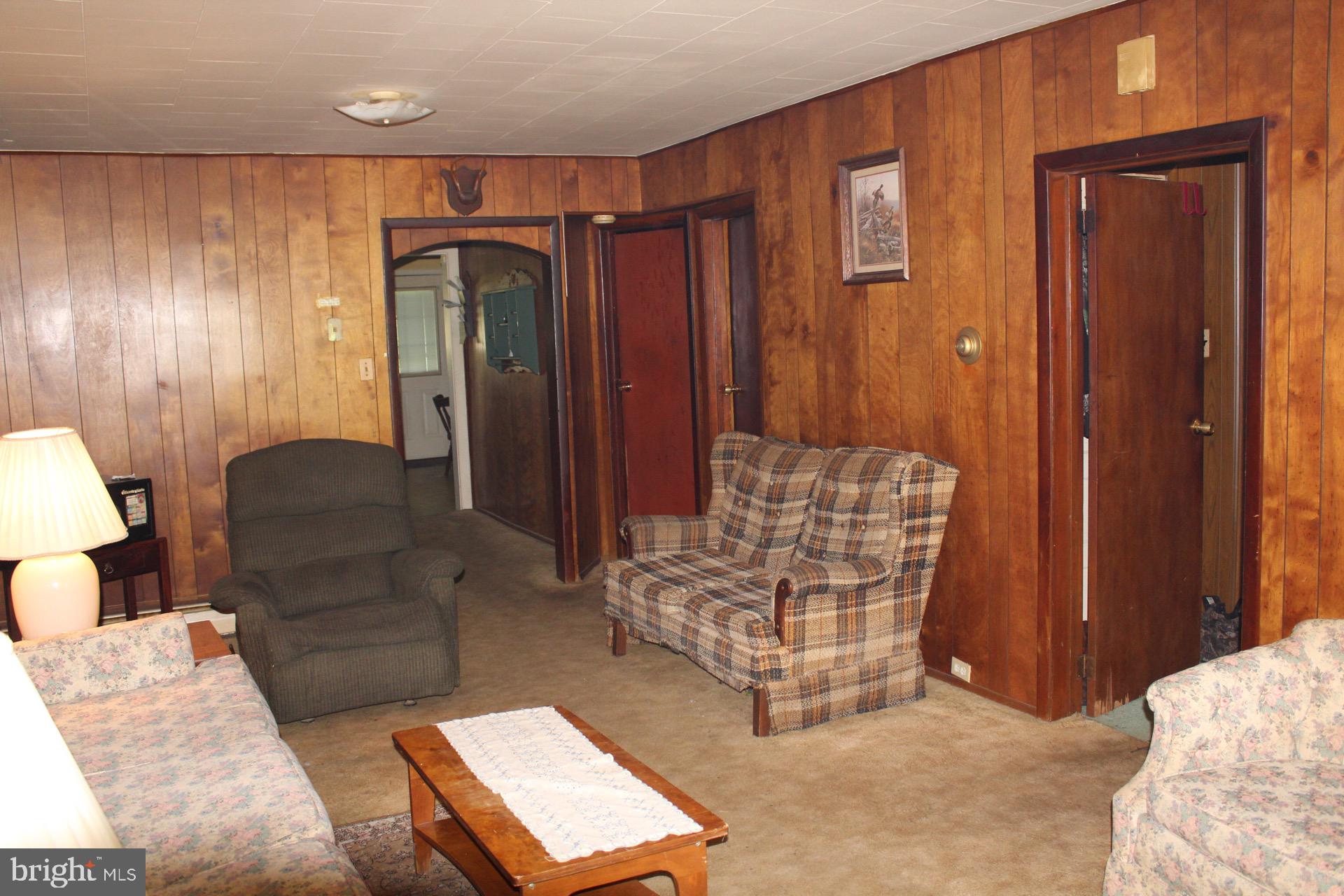 375 Old State Road Gardners, PA 17324 - Photo 3 of 10 Gallery Image 3