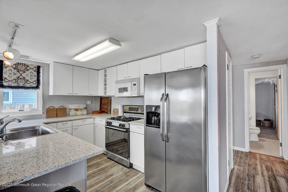 124 Green Island Road Toms River, NJ 08753 - Photo 14 of 49 Kitchen