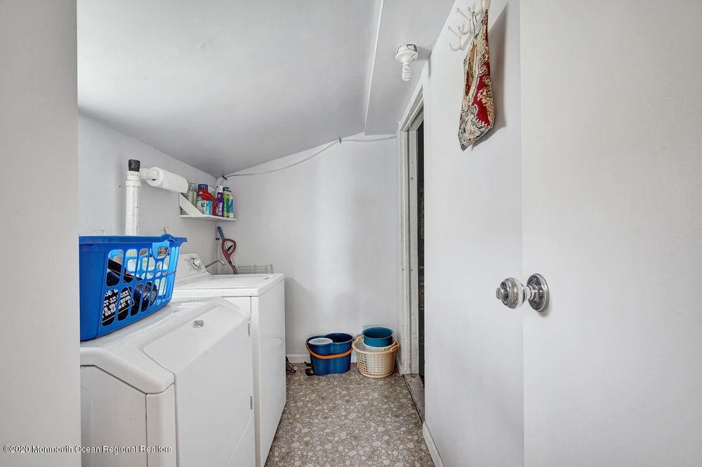124 Green Island Road Toms River, NJ 08753 - Photo 22 of 49 Laundry Room