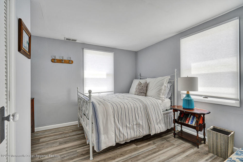 124 Green Island Road Toms River, NJ 08753 - Photo 23 of 49 1st Floor Bedroom