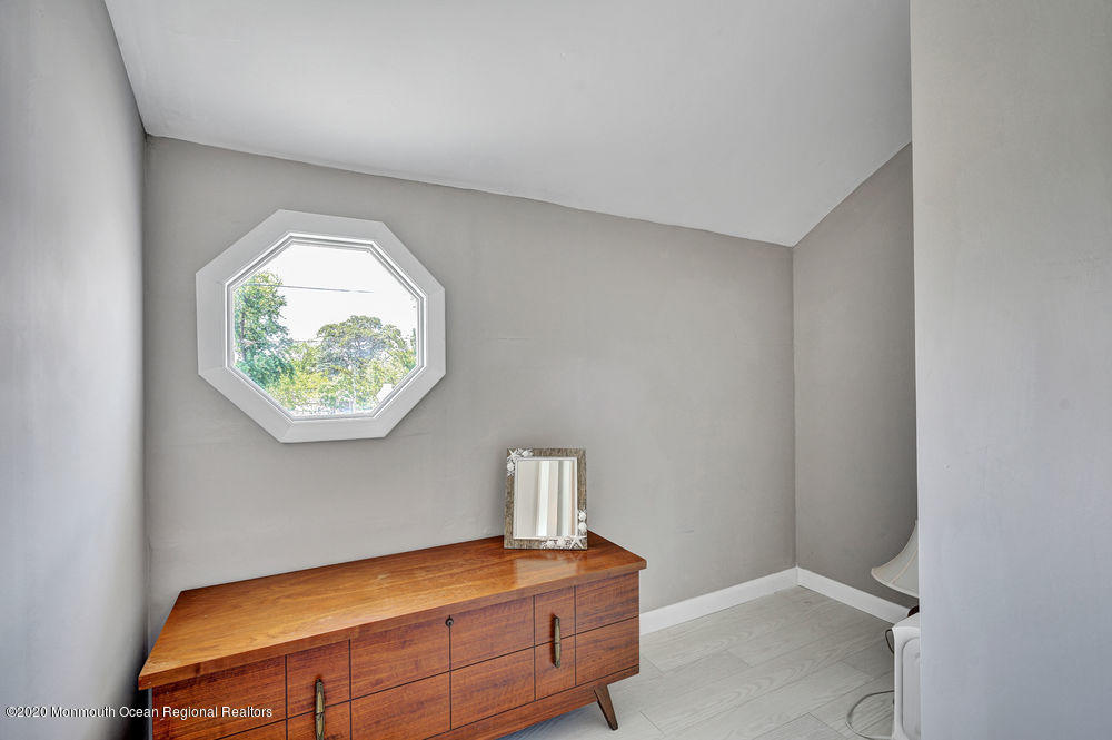 124 Green Island Road Toms River, NJ 08753 - Photo 26 of 49 2nd Floor Bedroom Walk-in Closet