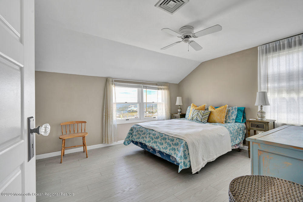 124 Green Island Road Toms River, NJ 08753 - Photo 27 of 49 Master Bedroom
