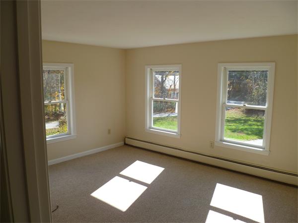 71 South Road Pepperell, MA 01463 - Photo 9 of 16