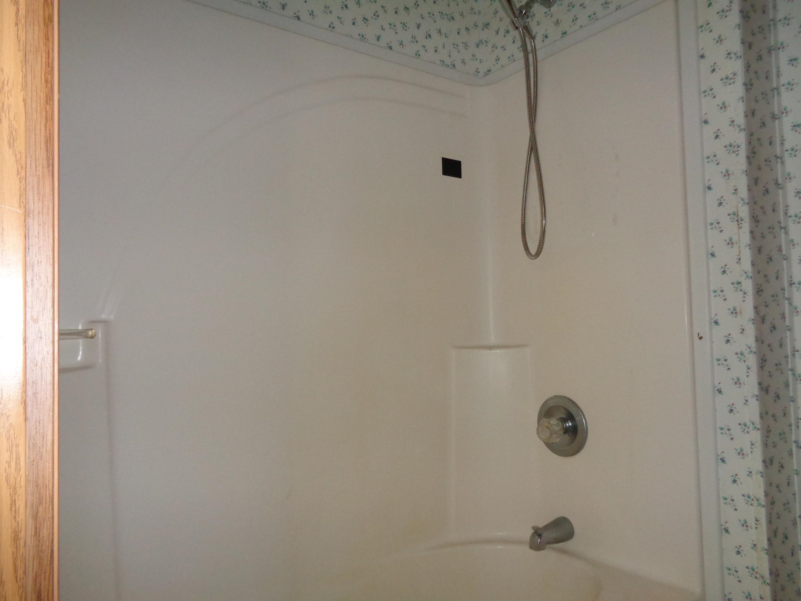 12032 Johnson Road Churubusco, IN 46723 - Photo 16 of 24