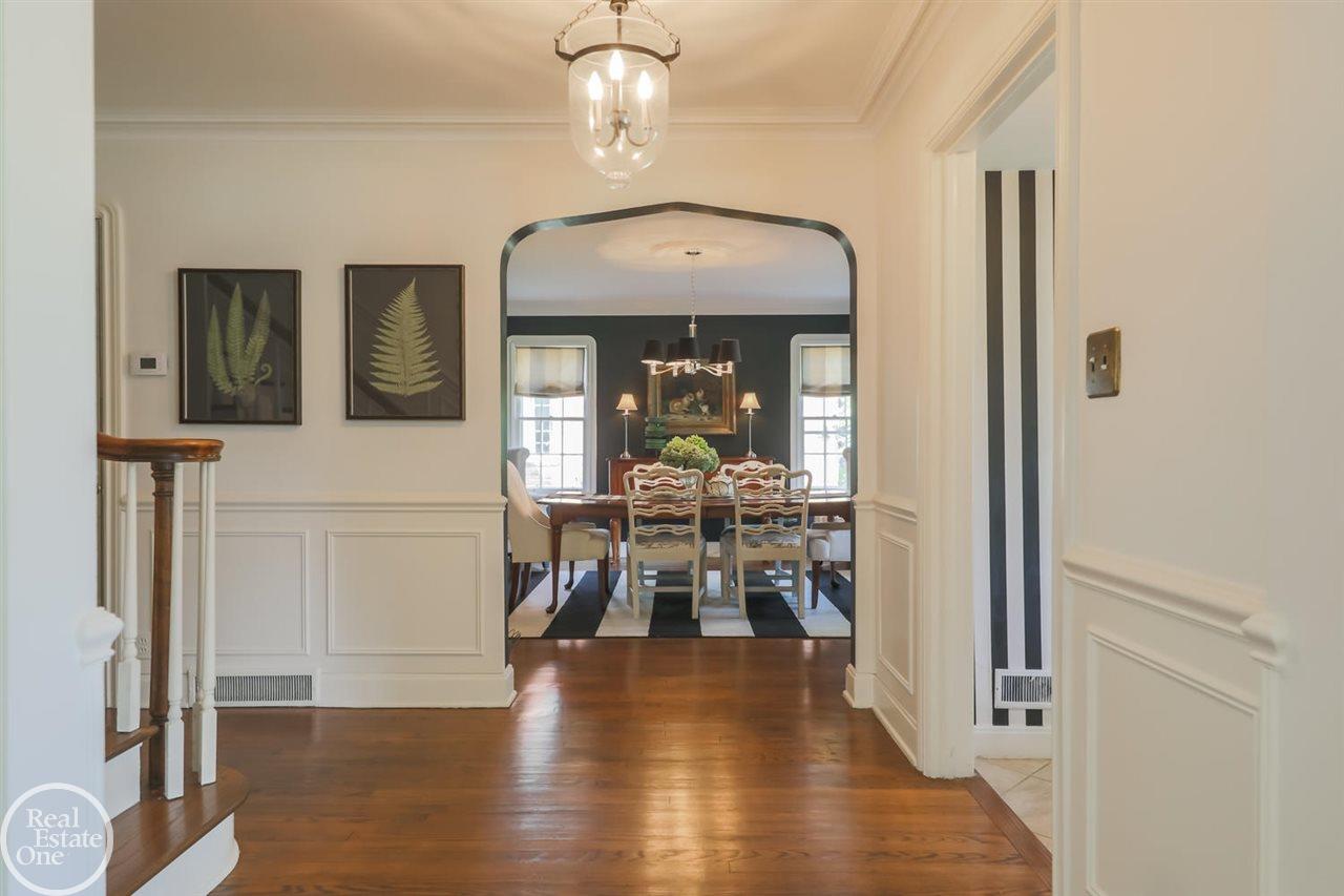 741 Trombley Road Grosse Pointe, MI 48230 - Photo 10 of 63 50041939-9.JPG
