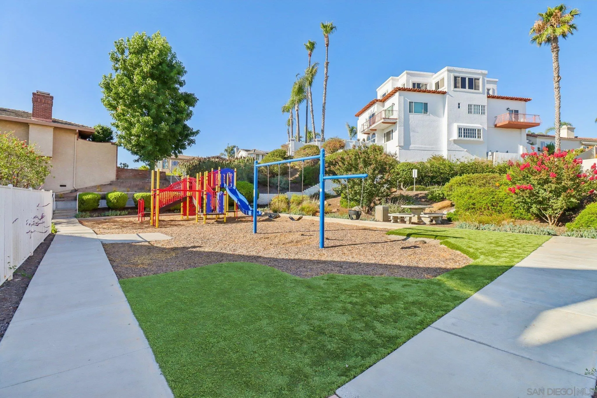 6329 Caminito Estrellado San Diego, CA 92120 - Photo 61 of 61 a view of a volley ball court