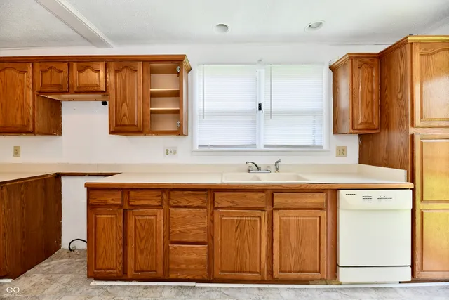 $155,000 | 1346 West 27th Street, Indianapolis, IN 46208