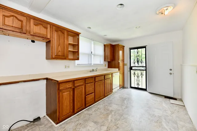 $155,000 | 1346 West 27th Street, Indianapolis, IN 46208