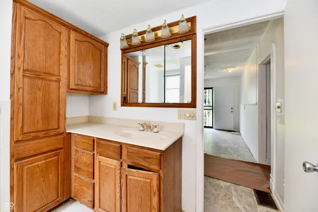 $155,000 | 1346 West 27th Street, Indianapolis, IN 46208