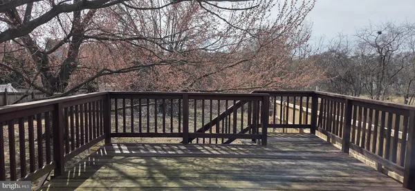 $2,575 | 7854 Kings Bench Place, Pasadena, MD 21122