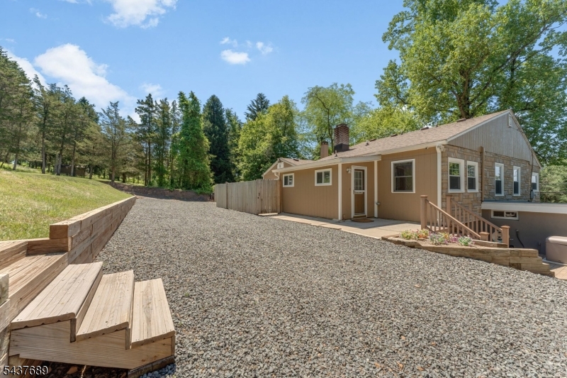 1813 Washington Valley Road Bridgewater, NJ 08836 - Photo 33 of 45