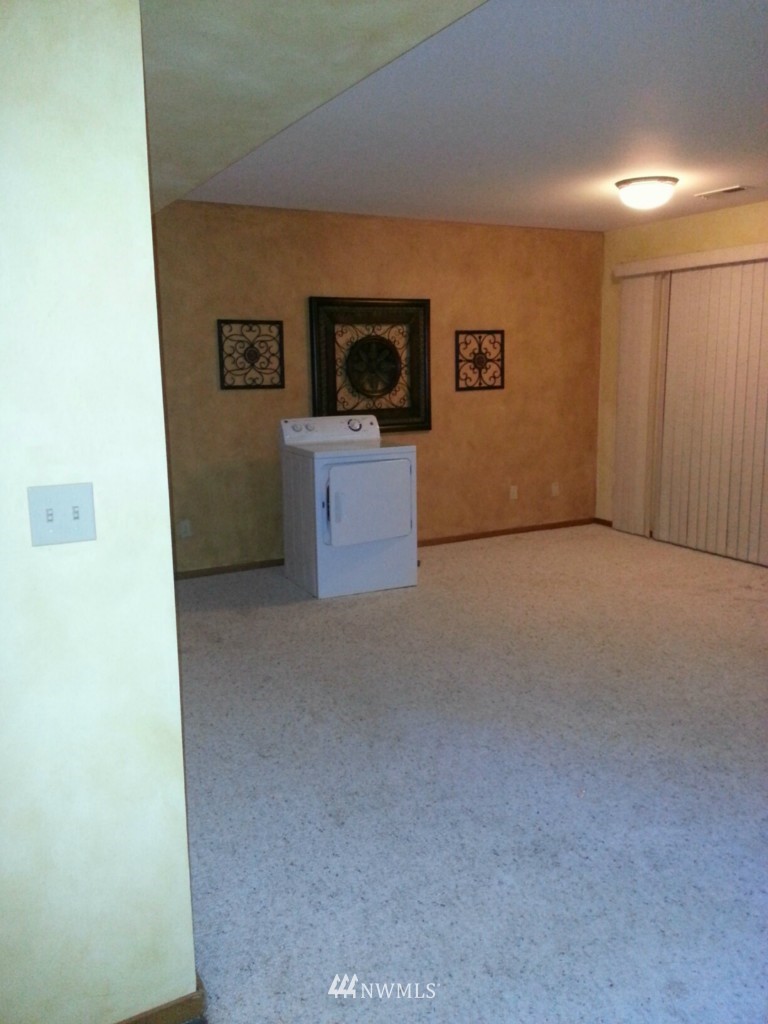 20610 29th Avenue Southeast Bothell, WA 98021 - Photo 13 of 15