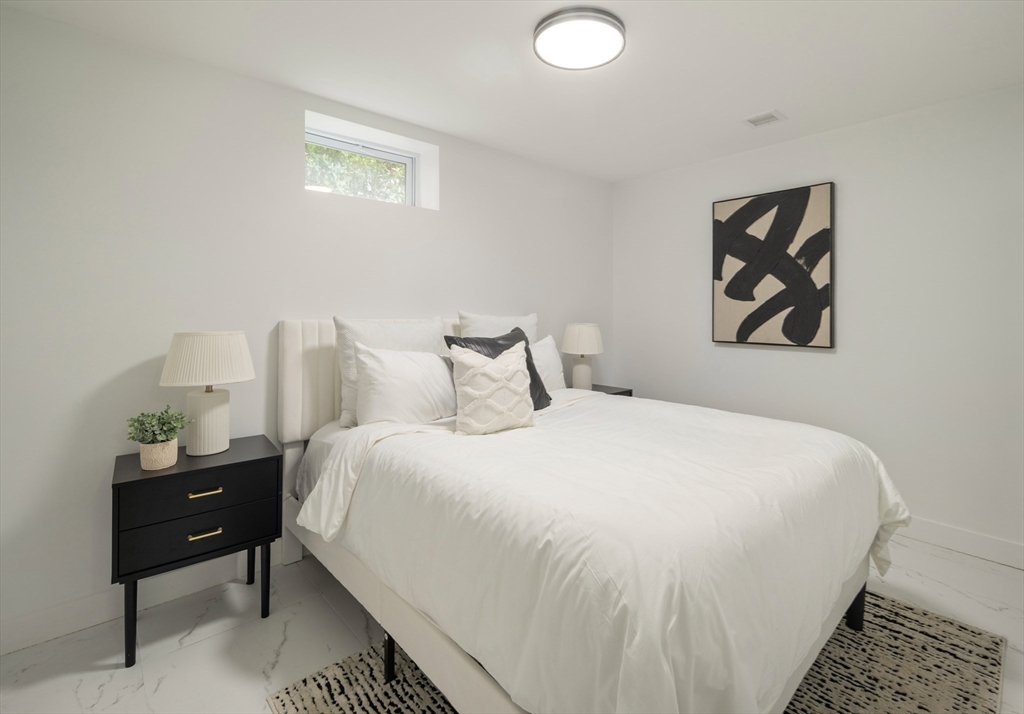 52 Valley Road Boston, MA 02124 - Photo 14 of 28 Gallery Image 14