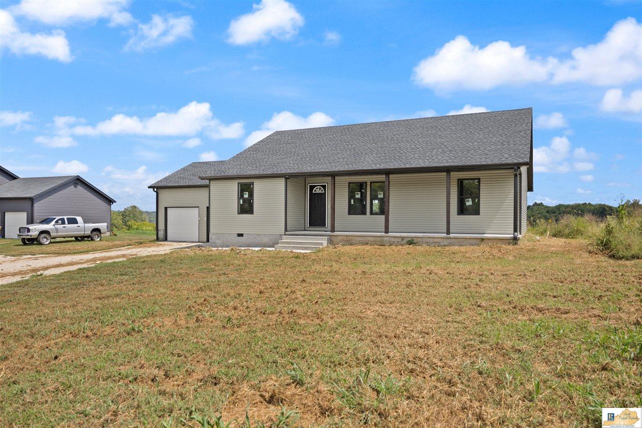 2780 Berry Store Road Smiths Grove, KY 42171 - Photo 4 of 61 Gallery Image 4