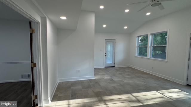5313 Nutting Drive Springfield, VA 22151 - Photo 11 of 19