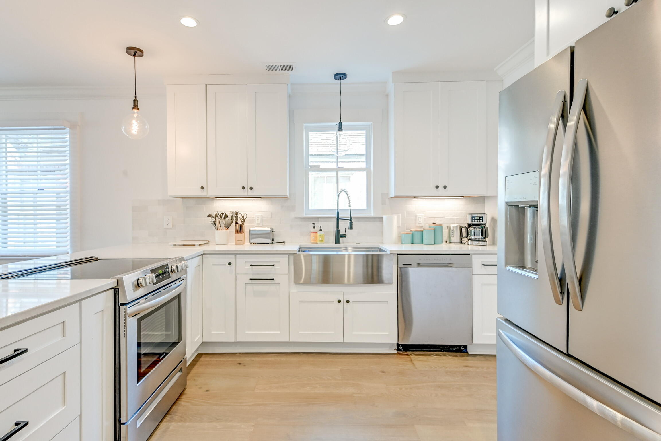 786 Rutledge Avenue Charleston, SC 29403 - Photo 11 of 37 IMG_1466