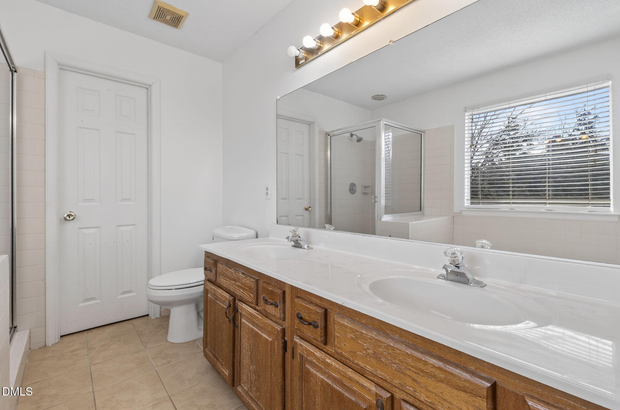 5204 Bentgrass Drive Raleigh, NC 27610 - Photo 22 of 32 bentgrass31