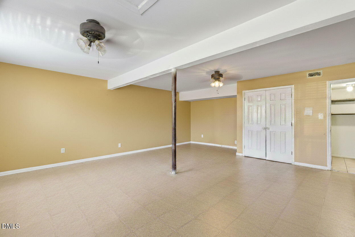 5204 Bentgrass Drive Raleigh, NC 27610 - Photo 25 of 32 bentgrass37