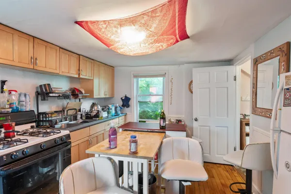 $584,000 | 317 North Winooski Avenue, Burlington, VT 05401
