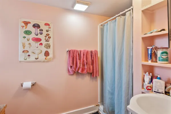 $584,000 | 317 North Winooski Avenue, Burlington, VT 05401