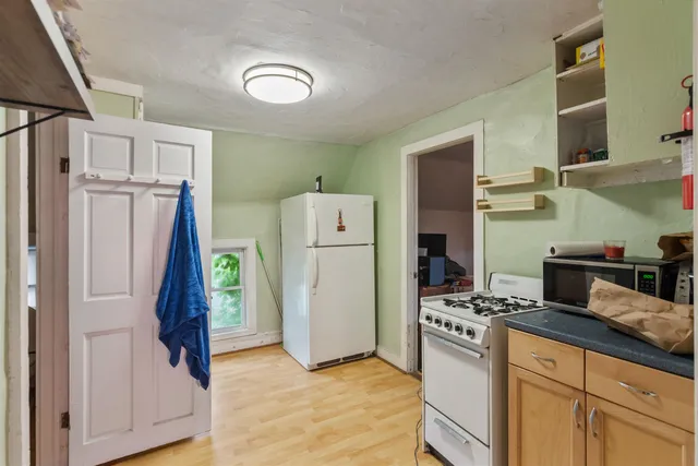 $584,000 | 317 North Winooski Avenue, Burlington, VT 05401