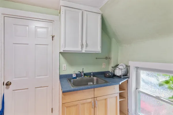 $584,000 | 317 North Winooski Avenue, Burlington, VT 05401