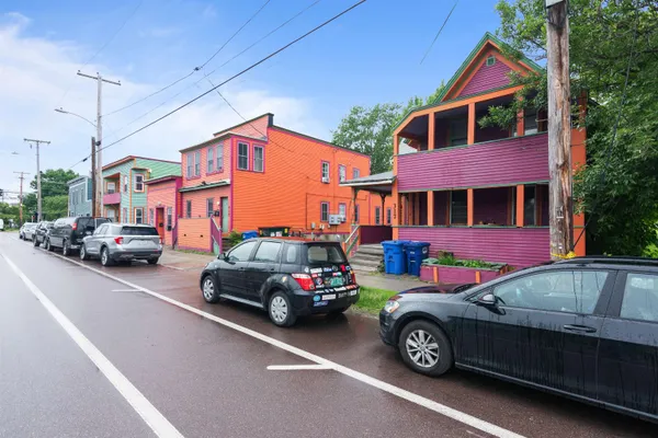 $584,000 | 317 North Winooski Avenue, Burlington, VT 05401