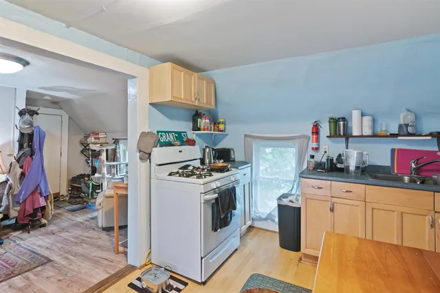$584,000 | 317 North Winooski Avenue, Burlington, VT 05401