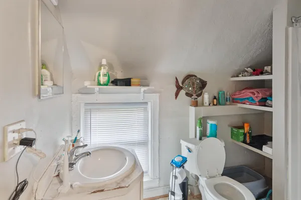 $584,000 | 317 North Winooski Avenue, Burlington, VT 05401