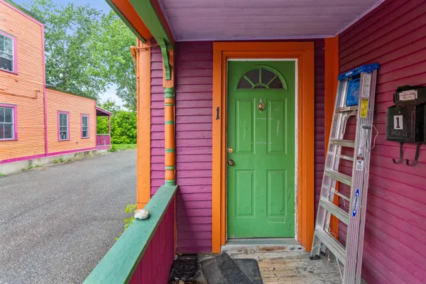 $584,000 | 317 North Winooski Avenue, Burlington, VT 05401