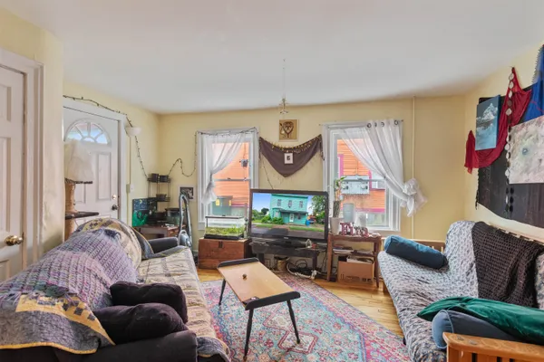$584,000 | 317 North Winooski Avenue, Burlington, VT 05401