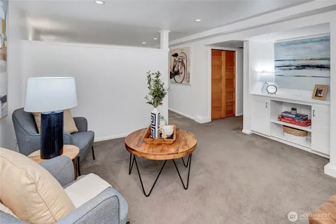 $995,000 | 8232 39th Avenue Northeast, Seattle, WA 98115