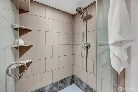 $995,000 | 8232 39th Avenue Northeast, Seattle, WA 98115