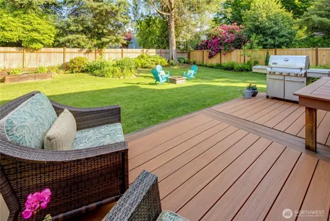$995,000 | 8232 39th Avenue Northeast, Seattle, WA 98115