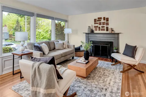 $995,000 | 8232 39th Avenue Northeast, Seattle, WA 98115