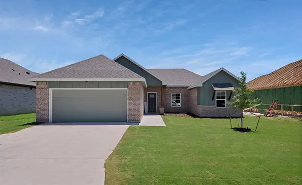 $322,000 | 109 Panther Loop, Mabank, TX 75147