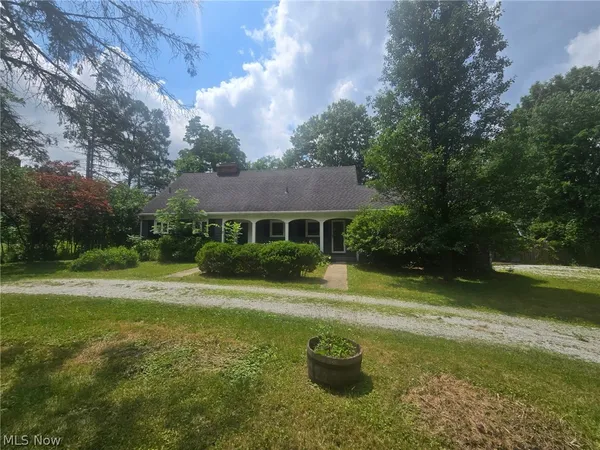 $449,900 | 186 South Main Street, Hudson, OH 44236