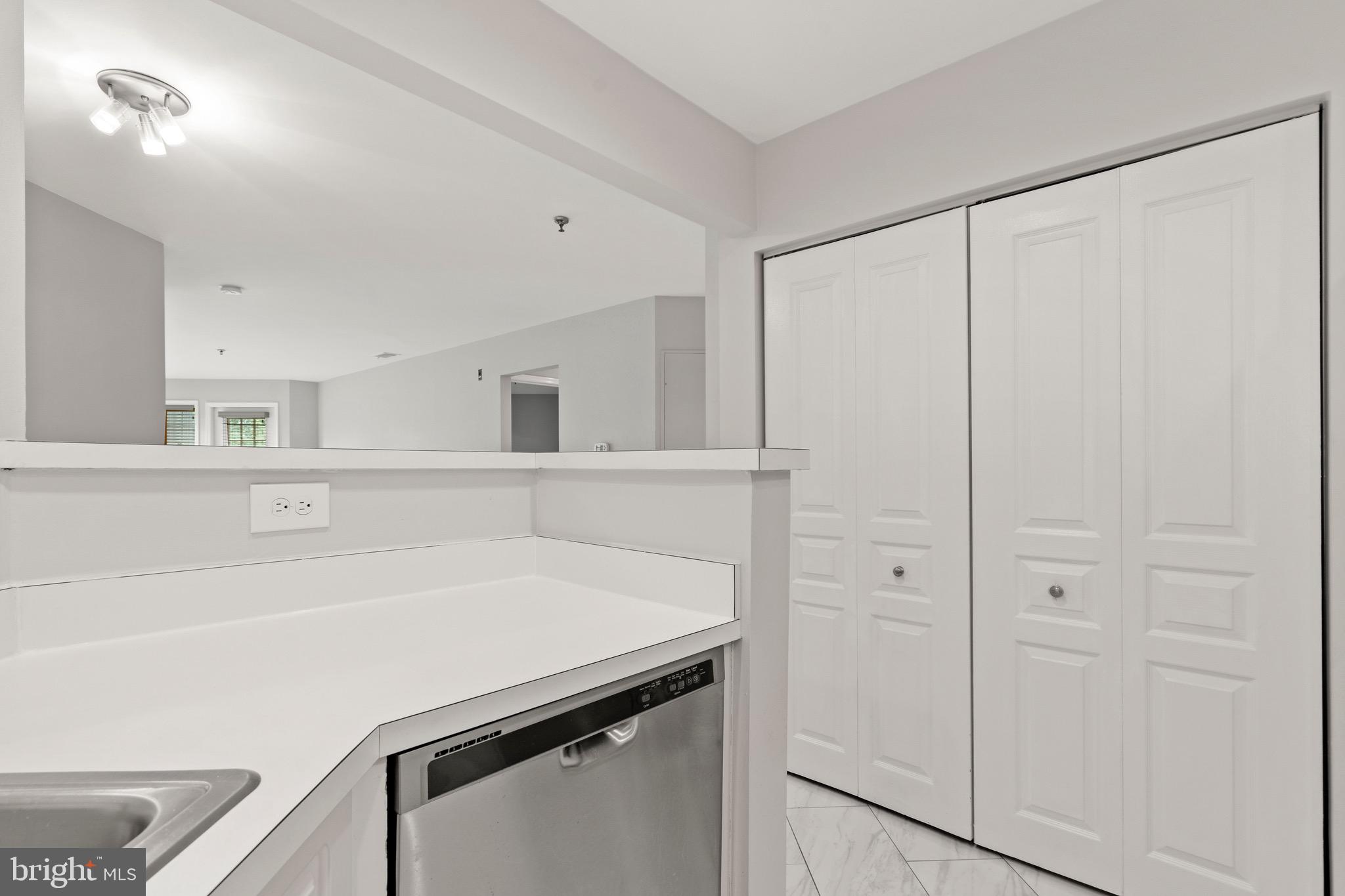 5565 Seminary Road, Unit 206 Falls Church, VA 22041 - Photo 23 of 53 Gallery Image 23