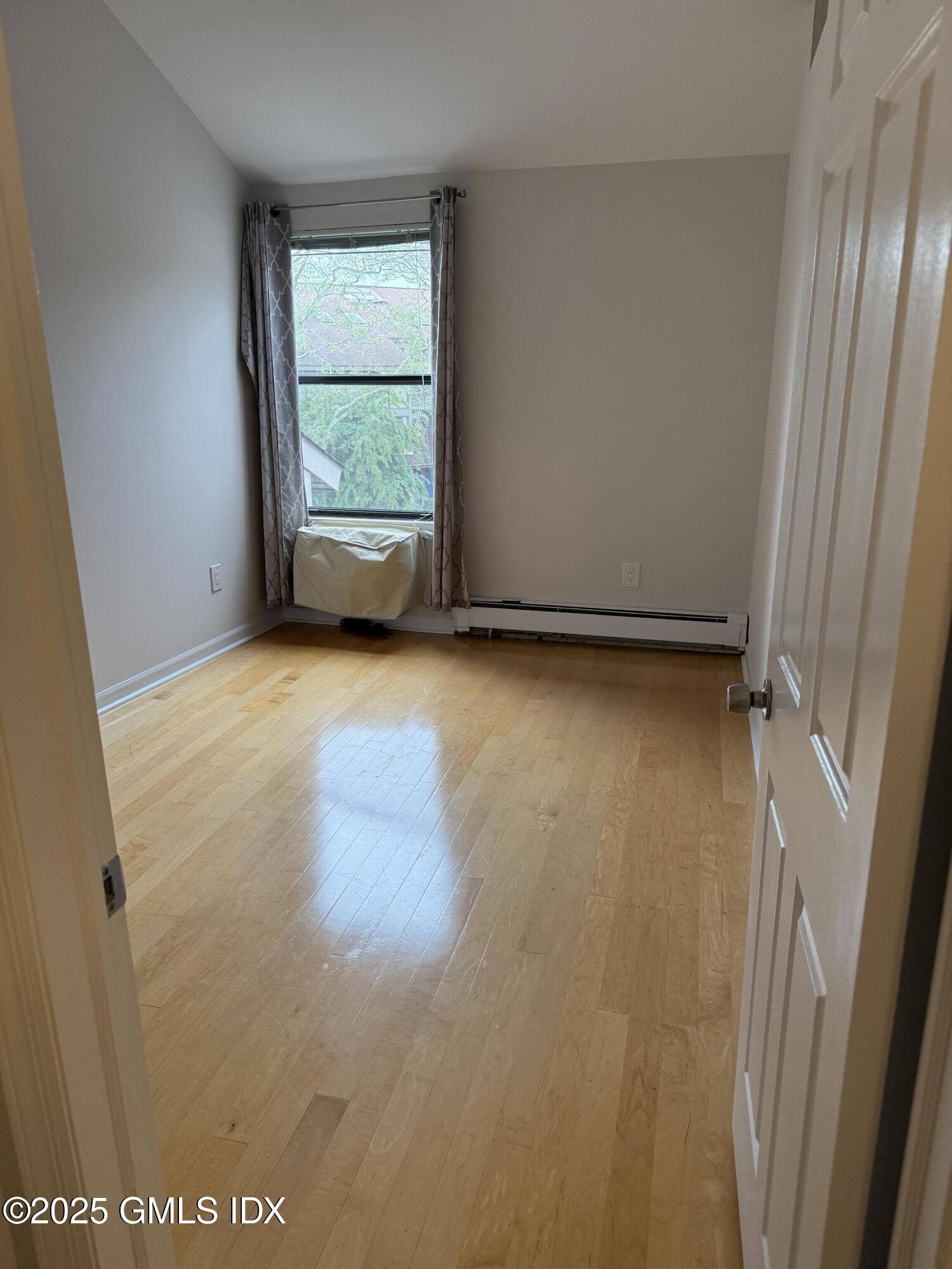 1465 East Putnam Avenue, Unit 326 Riverside, CT 06878 - Photo 12 of 13 IMG_0220