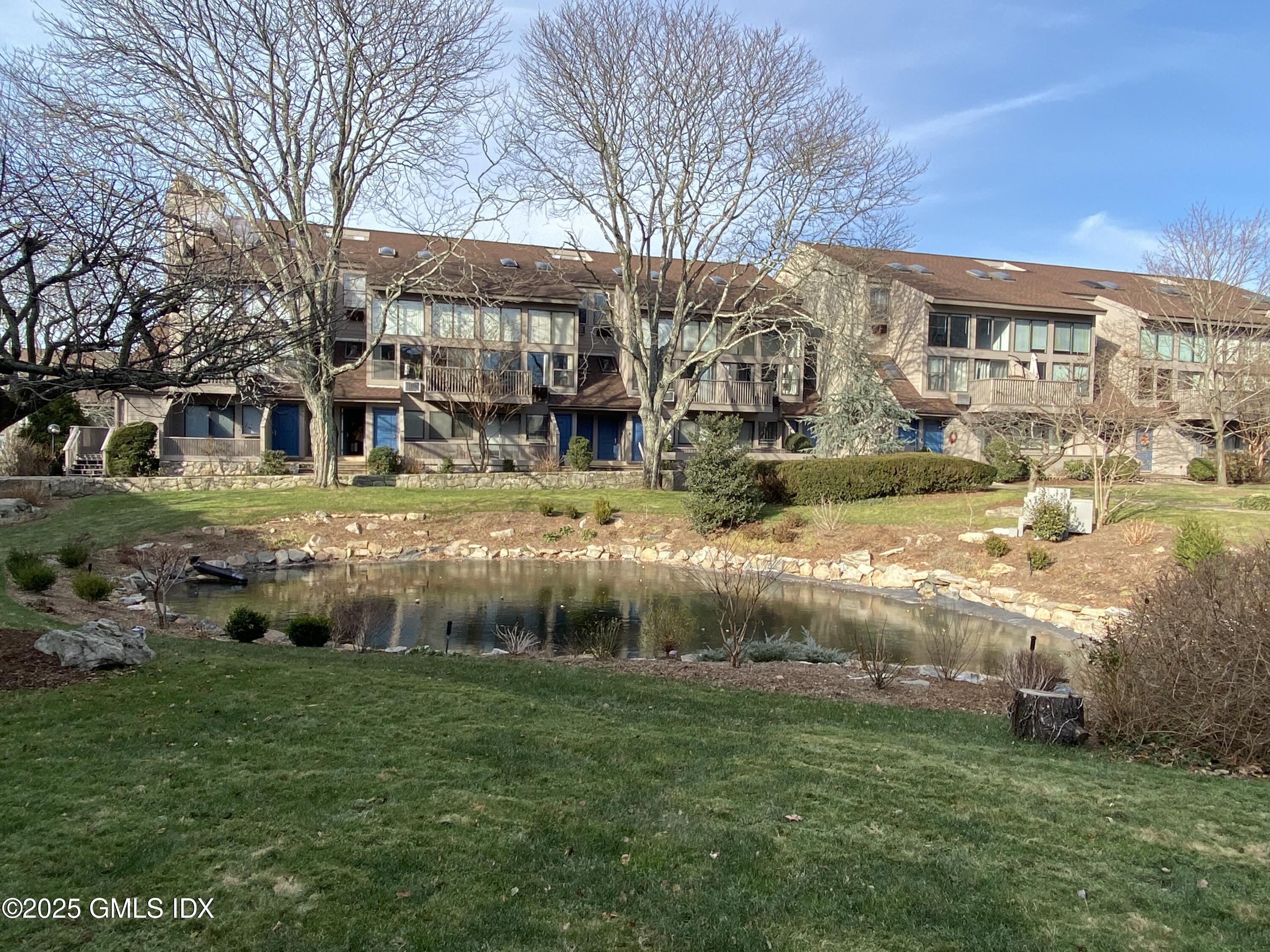 1465 East Putnam Avenue, Unit 326 Riverside, CT 06878 - Photo 13 of 13 IMG_5762