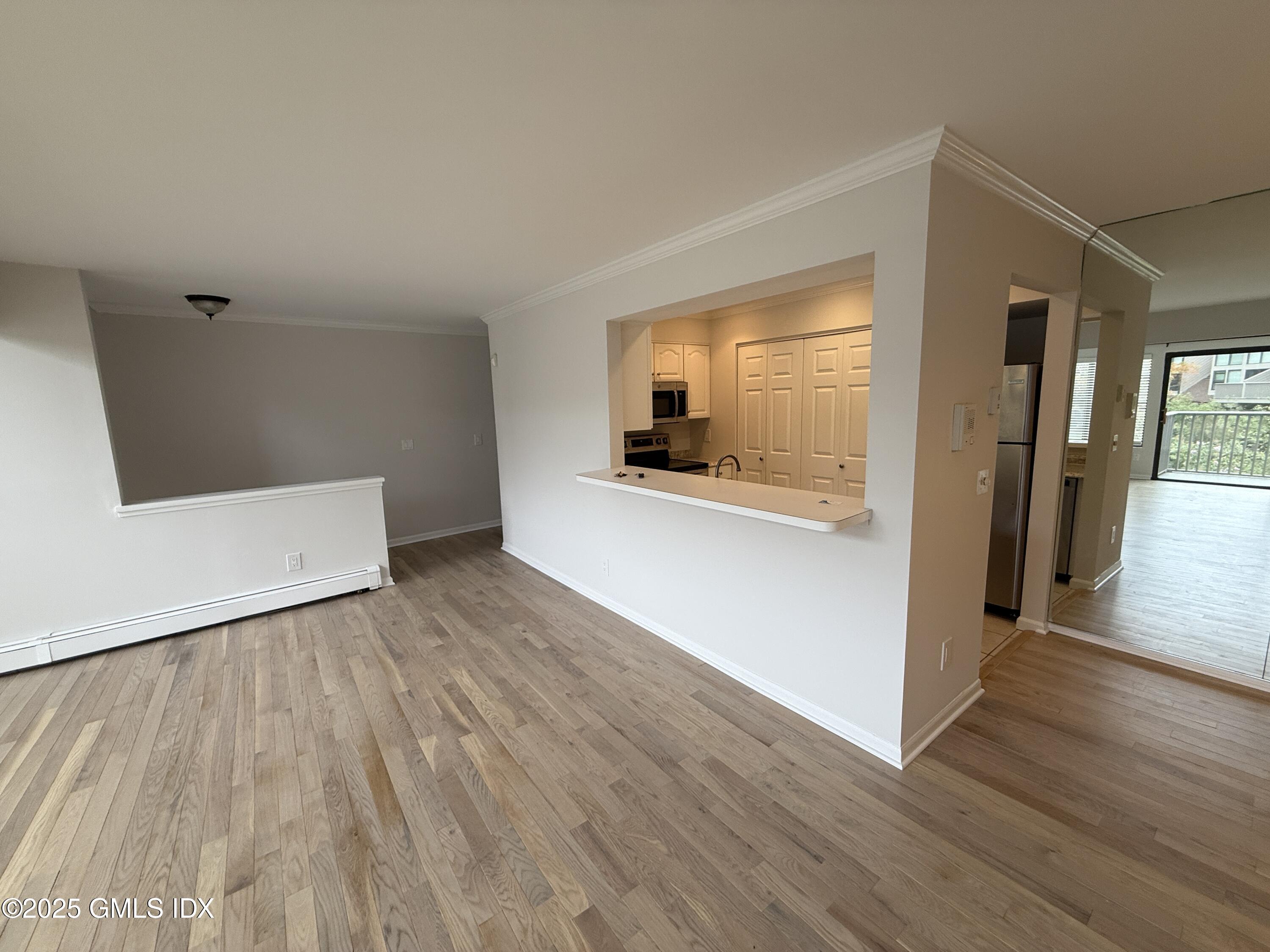 1465 East Putnam Avenue, Unit 326 Riverside, CT 06878 - Photo 4 of 13 IMG_0214