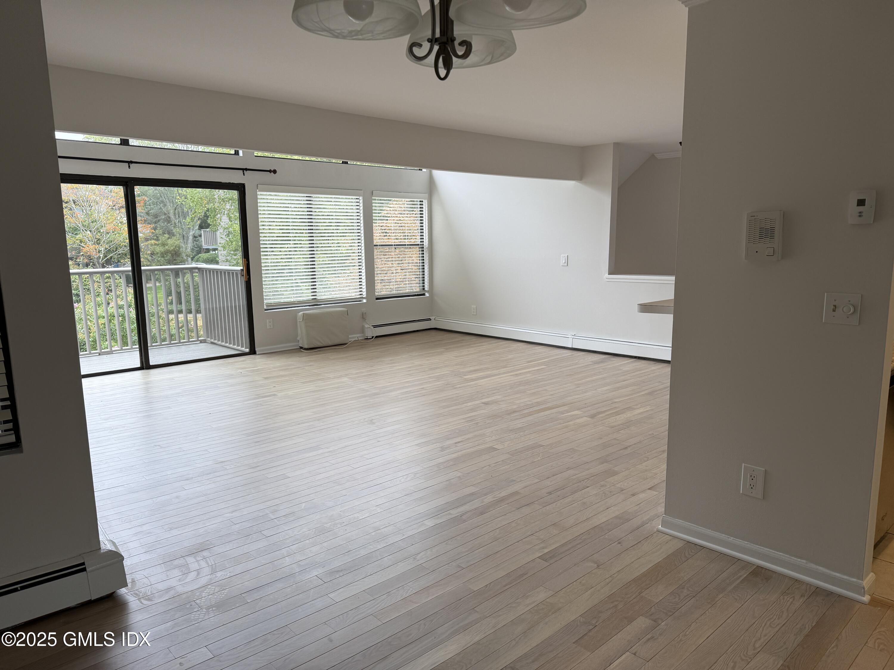 1465 East Putnam Avenue, Unit 326 Riverside, CT 06878 - Photo 5 of 13 IMG_0211