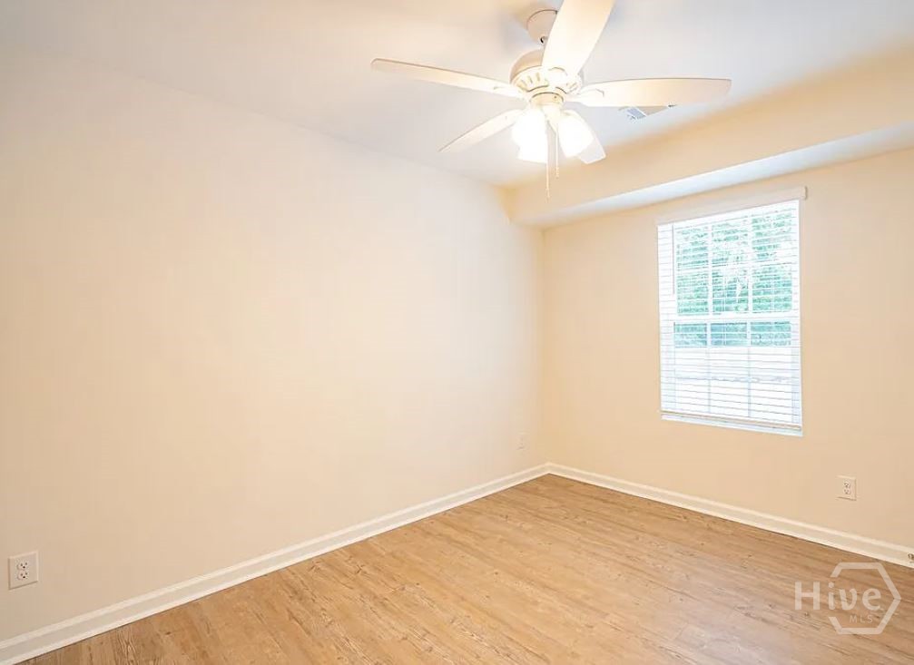 402 East 3rd Street, Unit B Springfield, GA 31329 - Photo 11 of 25