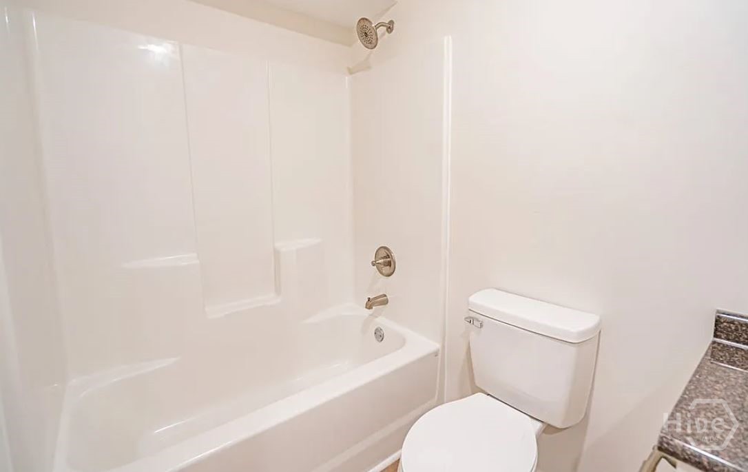 402 East 3rd Street, Unit B Springfield, GA 31329 - Photo 12 of 25