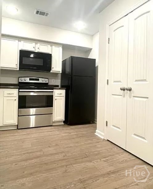402 East 3rd Street, Unit B Springfield, GA 31329 - Photo 8 of 25