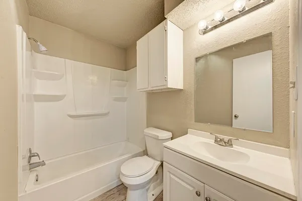 $1,200 | 2218 Creekside Lane, Unit A, Georgetown, TX 78626