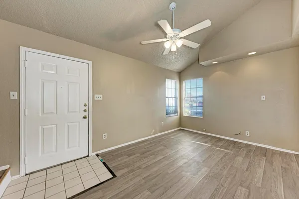 $1,200 | 2218 Creekside Lane, Unit A, Georgetown, TX 78626