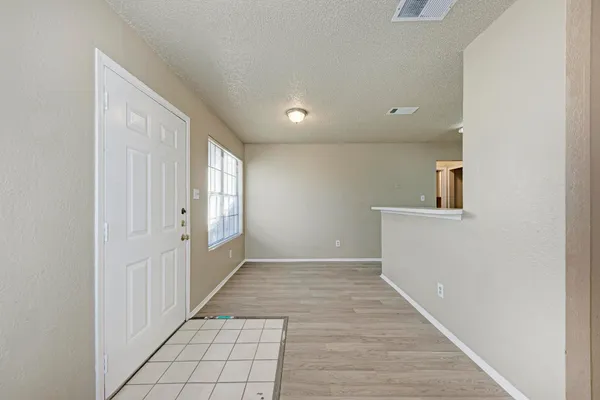 $1,200 | 2218 Creekside Lane, Unit A, Georgetown, TX 78626