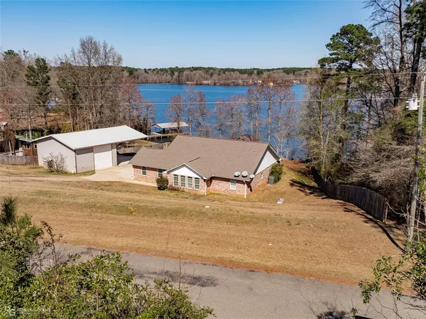$464,000 | 703 Airport Loop, Homer, LA 71040